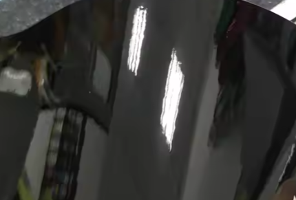 Glänzendes Kristall-Pianoschwarz PET